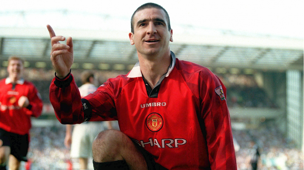 Đố vui: Chỉ fan cứng của MU mới kể tên được hết những huyền thoại này 7 eric cantona manchester united 1590149539 39314 1