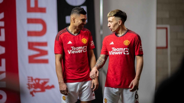 10 CLB có doanh thu bán áo đấu cao nhất năm 2023: Bất ngờ hạng 1 6 mufc 2324 kit shoot bts ash 351687864297626 large 2348