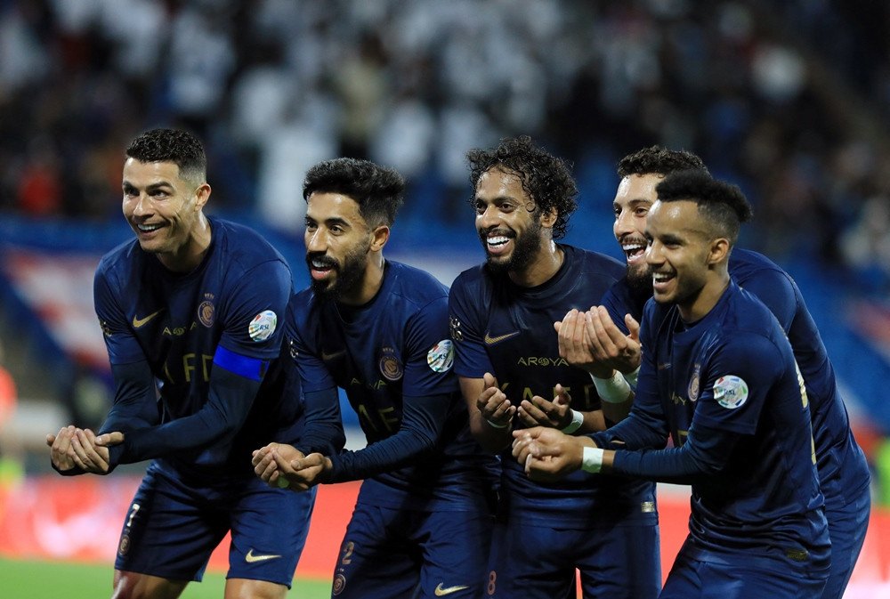 Ronaldo lập hat-trick trận thứ 2 liên tiếp, Al Nassr thắng đậm không tưởng 3 abha v al nassr 6 copy 54