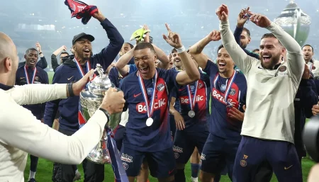 Niềm vui của Mbappe trong ngày chia tay PSG m6 e1716686816640