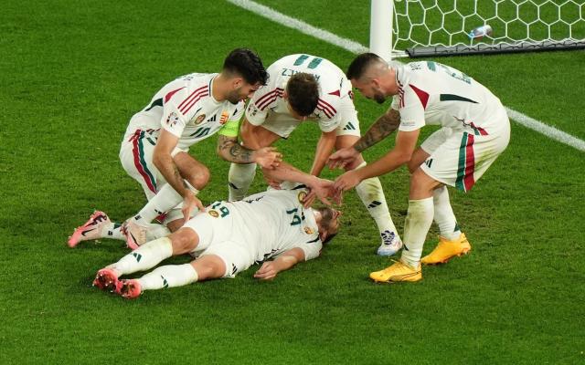 Cầu thủ Hungary qua cơn nguy kịch nhưng vẫn phải trả giá cực đắt sau pha va chạm 99f56af6abe7053d1633da1f01bfdfc4