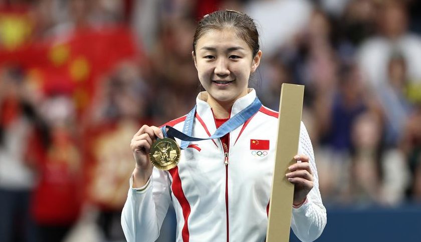 Tay vợt giành HCV Olympic của Trung Quốc được thưởng 6 cân vàng 202408048c12cfa9a2d54a779c9784ccfaae0a44 XxjpbeE007001 20240804 CBMFN0A001 e1723680704994