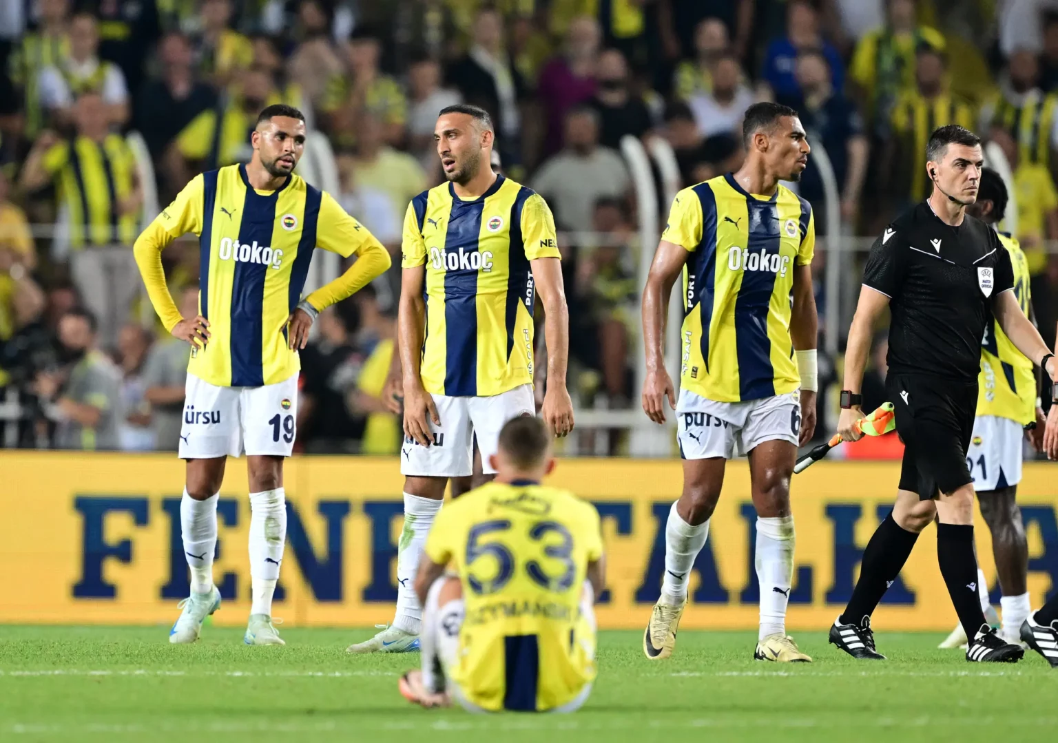 Mourinho bị loại đau đớn ở Cúp C1 FENERBAHCE LILLE