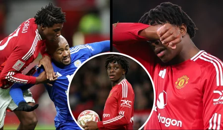 CĐV M.U đồng loạt chỉ trích Amorim vì quyết định với tân binh Dorgu patrick dorgu man utd e1738974889772