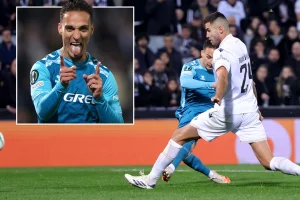 JW OFF PLATFORM ANTONY BETIS