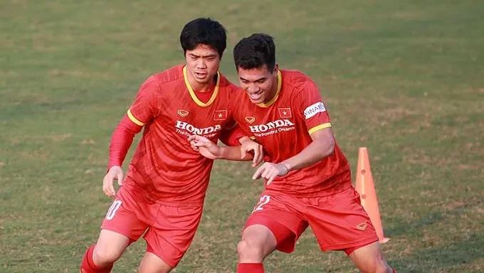 Cuộc đua vị trí tiền đạo ĐT Việt Nam: Công Phượng vượt Tiến Linh cong phuong 3 9804 2205.jpeg e1748565517903