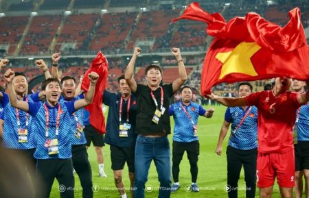 hlv kim sang sik va dt viet nam e1751890939479