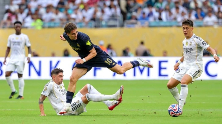 CĐV MU và Liverpool cùng đòi chiêu mộ 1 cầu thủ ở trận Juve-Real kenan yildiz dan arda guler itirafi devre arasinda